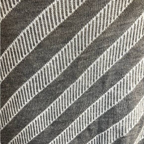 V.Fraas Stripe Open Front Sweater Scarf Wrap Grey White One Size Knit Cozy - Picture 8 of 9